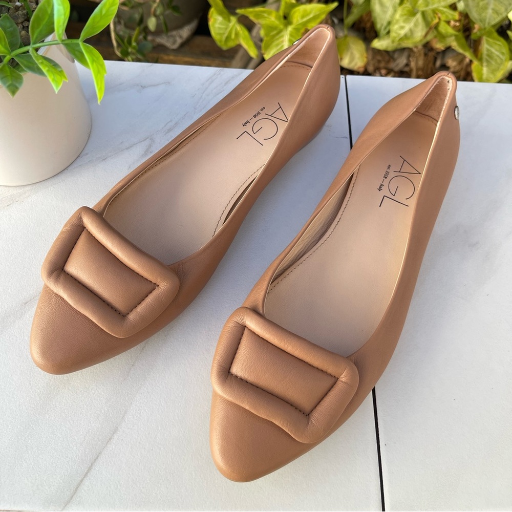 AGL Lolita Flat in Caramel with plush leather buckle size 38.5 US 8.5 new